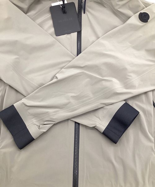 MONCLER（モンクレール）MONCLER (モンクレール) kurz giubbotto（クルツ ジュボット）ウィンドブレイカー グレー サイズ:3の古着・服飾アイテム