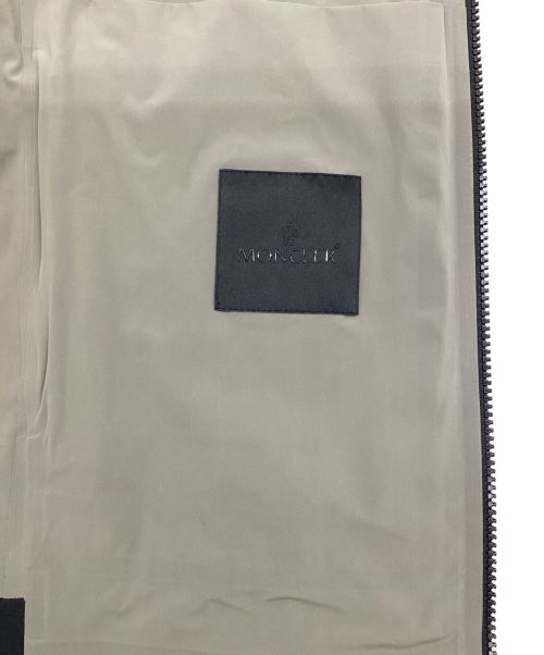 MONCLER（モンクレール）MONCLER (モンクレール) kurz giubbotto（クルツ ジュボット）ウィンドブレイカー グレー サイズ:3の古着・服飾アイテム
