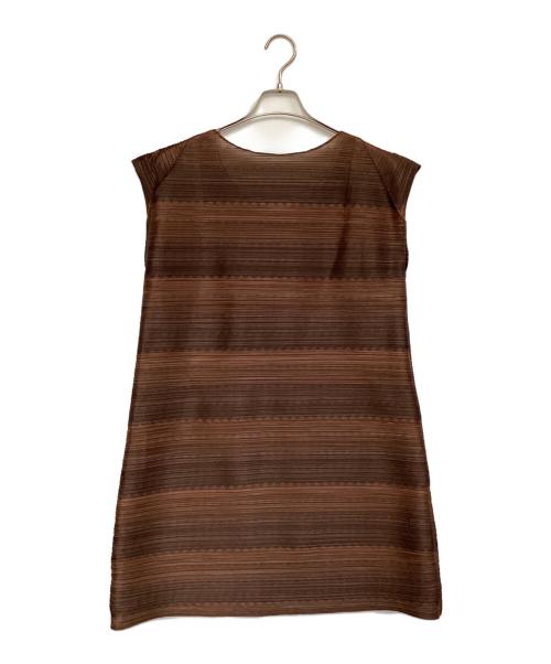 PLEATS PLEASE（プリーツプリーズ）PLEATS PLEASE (プリーツプリーズ) ノースリーブカットソー ブラウン サイズ:3の古着・服飾アイテム