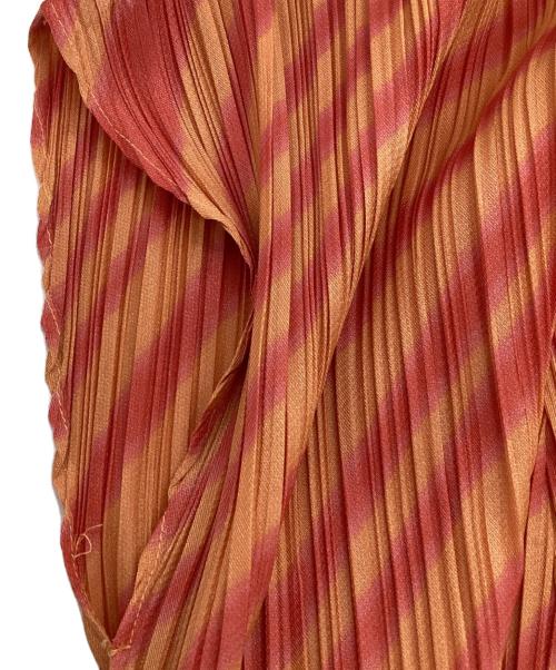 PLEATS PLEASE（プリーツプリーズ）PLEATS PLEASE (プリーツプリーズ) ノースリーブカットソー レッド×ピンク サイズ:3の古着・服飾アイテム