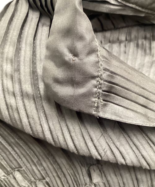 ISSEY MIYAKE MEN（イッセイミヤケメン）ISSEY MIYAKE MEN (イッセイミヤケメン) ベスト グリーン サイズ:Mの古着・服飾アイテム