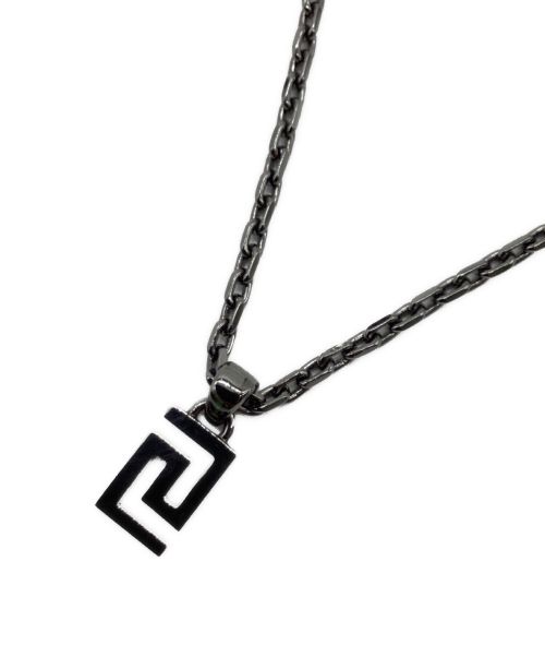 VERSACE（ヴェルサーチェ）VERSACE (ヴェルサーチ) グリーク ネックレス シルバーの古着・服飾アイテム