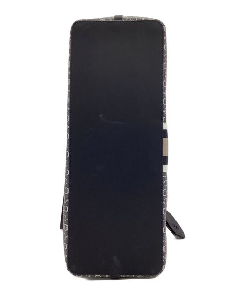 TORY BURCH（トリーバーチ）TORY BURCH (トリーバーチ) GEMINI LINK CANVAS TOP-ZIP TOTE BAG（ジェミニ リンク キャンバス トップ－ジップ トート バッグ） グレー×ブラックの古着・服飾アイテム