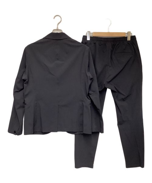DUNO（デュノ）DUNO (デュノ) THOM（トム）FORM（フォーム）セットアップ ブラック サイズ:46の古着・服飾アイテム
