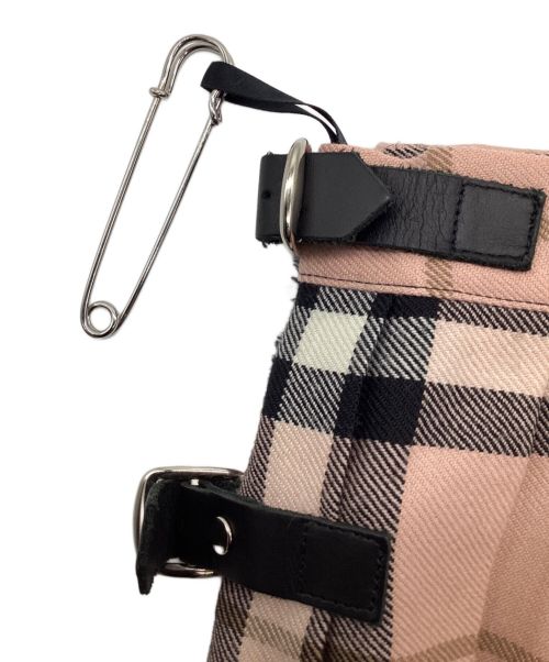 O'NEIL OF DUBLIN（オニールオブダブリン）O'NEIL OF DUBLIN (オニールオブダブリン) NOLLEY'S (ノーリース) 別注 チェック キルトスカート ピンク サイズ:GB8の古着・服飾アイテム