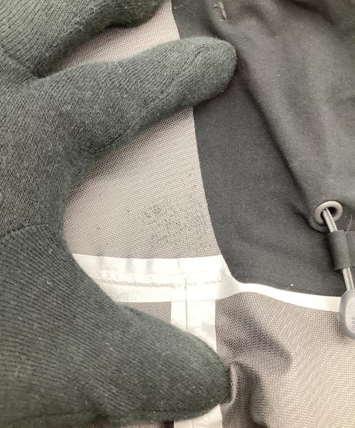 MOUNTAIN HARD WEAR（マウンテンハードウェア）MOUNTAIN HARD WEAR (マウンテンハードウェア) ストレッチオゾニックジャケット ブラック サイズ:Sの古着・服飾アイテム