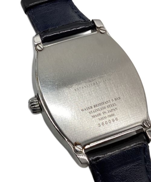 BROOKS BROTHERS（ブルックスブラザーズ）BROOKS BROTHERS (ブルックスブラザーズ) タイムピーシーズ レクタングラーモデル 自動巻き腕時計の古着・服飾アイテム