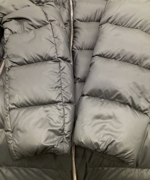 MONCLER（モンクレール）MONCLER (モンクレール) TORCON ベロア切替ダウンコート ブラック サイズ:3の古着・服飾アイテム