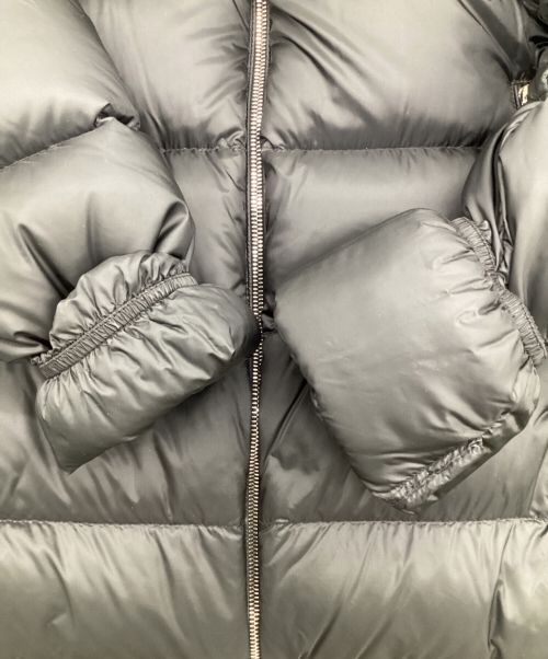 MONCLER（モンクレール）MONCLER (モンクレール) TORCON ベロア切替ダウンコート ブラック サイズ:3の古着・服飾アイテム