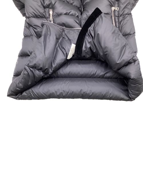 MONCLER（モンクレール）MONCLER (モンクレール) TORCON ベロア切替ダウンコート ブラック サイズ:3の古着・服飾アイテム