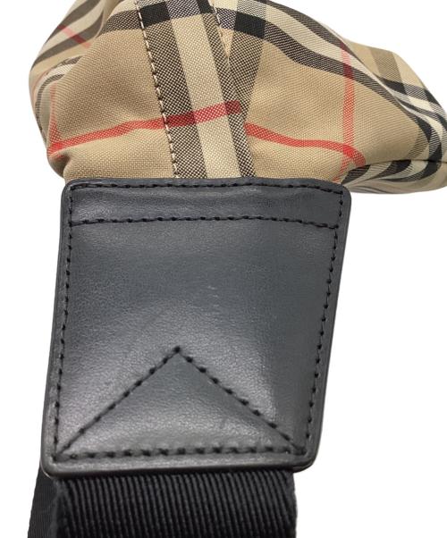 BURBERRY（バーバリー）BURBERRY (バーバリー) ウエストバッグ ベージュの古着・服飾アイテム