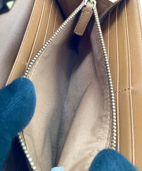 MCM（エムシーエム）MCM (エムシーエム) PATRICIA FLAP WALLET LARGE（パトリシア フラップ ウォレット ラージ） ブラウンの古着・服飾アイテム