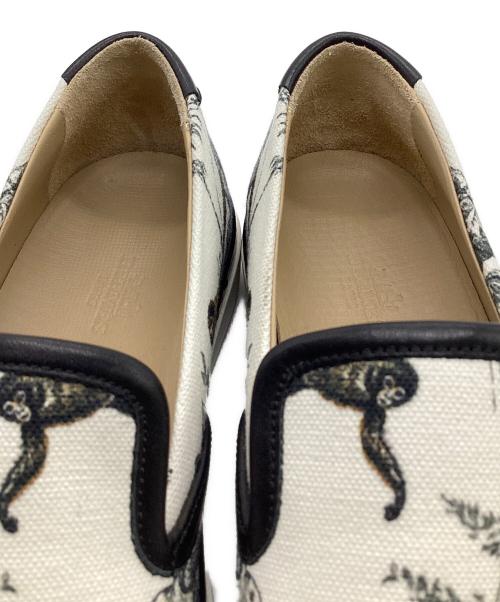 HERMES（エルメス）HERMES (エルメス) スリッポン ホワイト×ブラック サイズ:36の古着・服飾アイテム