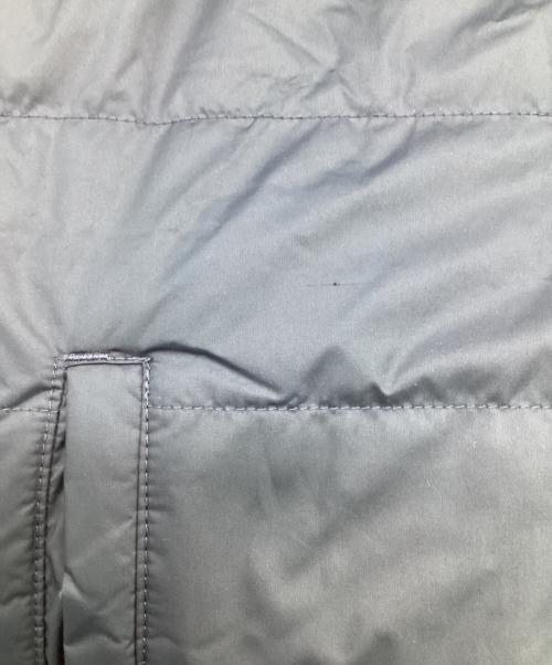 Patagonia（パタゴニア）Patagonia (パタゴニア) リバーシブル・レディ・フレディ・フーディ ベージュ サイズ:XXL 16-18の古着・服飾アイテム