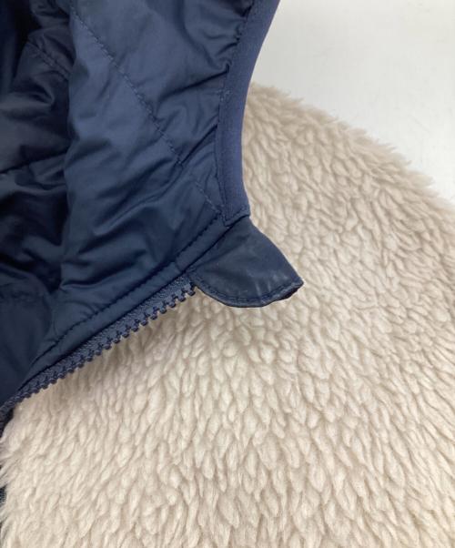 Patagonia（パタゴニア）Patagonia (パタゴニア) リバーシブル・レディ・フレディ・フーディ ベージュ サイズ:XXL 16-18の古着・服飾アイテム