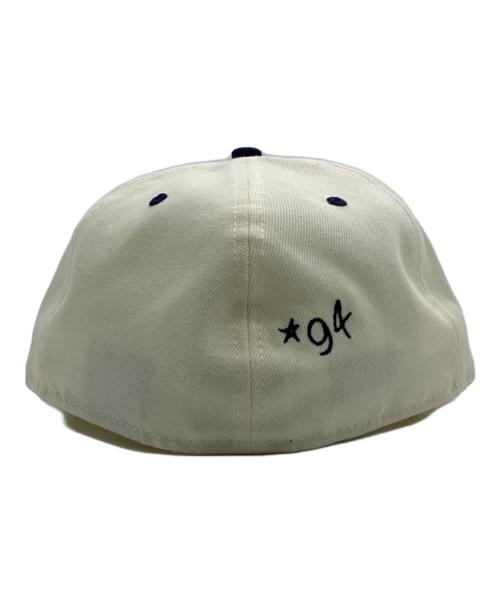 SUPREME（シュプリーム）SUPREME (シュプリーム) New Era (ニューエラ) 59FIFTY（フィフティーナイン フィフティー） キャップ ホワイト×ブルー サイズ:7 5/8の古着・服飾アイテム