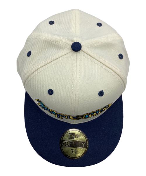 SUPREME（シュプリーム）SUPREME (シュプリーム) New Era (ニューエラ) 59FIFTY（フィフティーナイン フィフティー） キャップ ホワイト×ブルー サイズ:7 5/8の古着・服飾アイテム