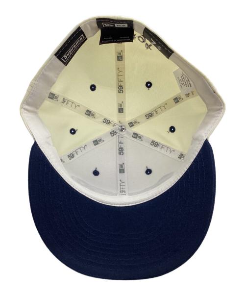 SUPREME（シュプリーム）SUPREME (シュプリーム) New Era (ニューエラ) 59FIFTY（フィフティーナイン フィフティー） キャップ ホワイト×ブルー サイズ:7 5/8の古着・服飾アイテム