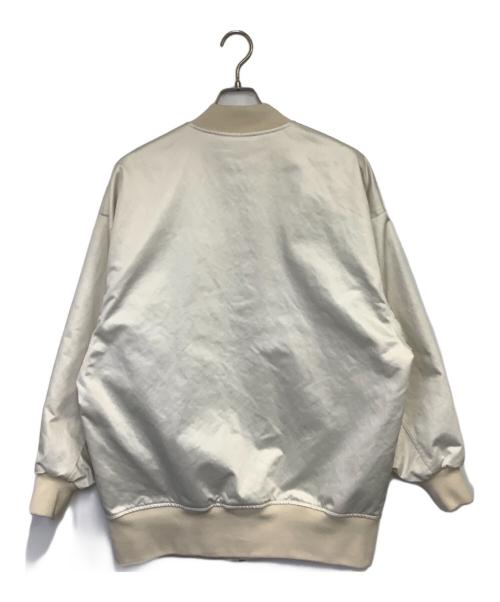 Curensology（カレンソロジー）Curensology (カレンソロジー) レザーライクサテンブルゾンジップジャケット アイボリー サイズ:Fの古着・服飾アイテム