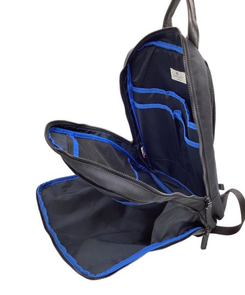 LANVIN en Bleu（ランバンオンブルー）LANVIN en Bleu (ランバンオンブルー) フェリックス バックパック ブラック×ネイビーの古着・服飾アイテム