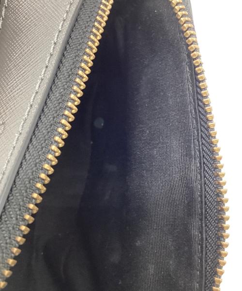 MARC JACOBS（マークジェイコブス）MARC JACOBS (マーク ジェイコブス) THE SNAPSHOT CAMERA BAG（ザ スナップ ショット カメラ バッグ） シルバー×レッドの古着・服飾アイテム