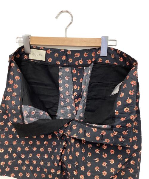 GUCCI（グッチ）GUCCI (グッチ) フラワー柄ショートパンツ ネイビー サイズ:48の古着・服飾アイテム