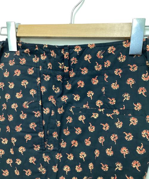 GUCCI（グッチ）GUCCI (グッチ) フラワー柄ショートパンツ ネイビー サイズ:48の古着・服飾アイテム