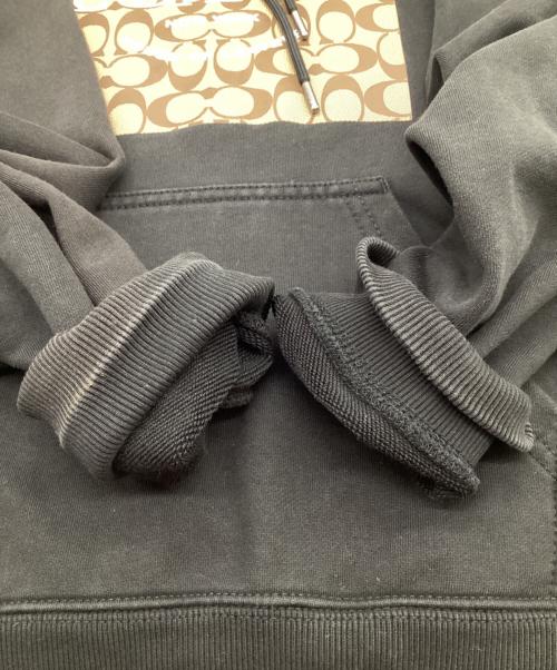 COACH（コーチ）COACH (コーチ) シグネチャー プルオーバーパーカー ブラック サイズ:Sの古着・服飾アイテム