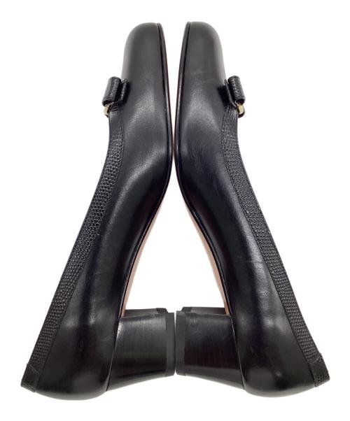 Salvatore Ferragamo（サルヴァトーレ フェラガモ）Salvatore Ferragamo (サルヴァトーレ フェラガモ) ヴァラリボン スクエアトゥ パンプス ブラック サイズ:6 1/2 Cの古着・服飾アイテム