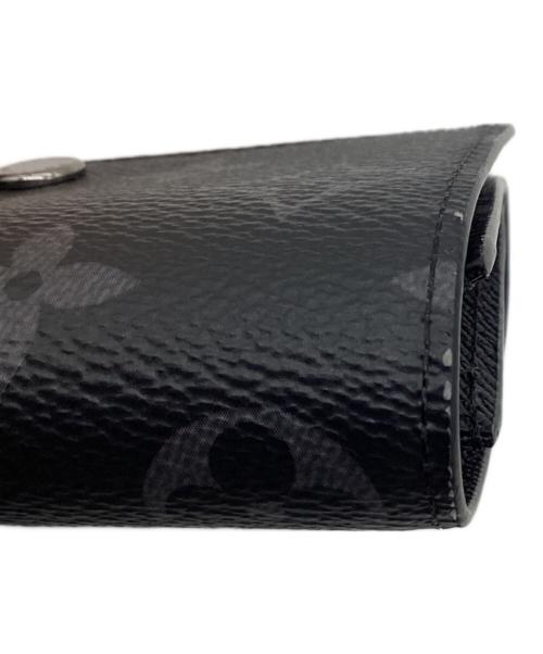 LOUIS VUITTON（ルイ ヴィトン）LOUIS VUITTON (ルイ ヴィトン) モノグラム・エクリプス ヴィクター・ウォレット 3つ折り財布 ブラックの古着・服飾アイテム