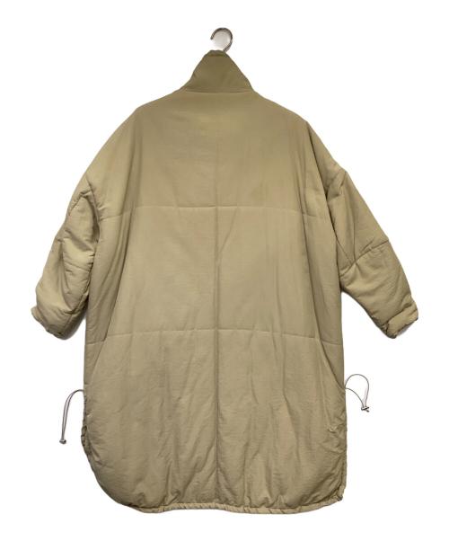 EN NEUME（エン ノイム）EN NEUME (エン ノイム) 2Way Formed Padded Coat（2ウェイ フォームド パデッド コート） カーキ サイズ:Fの古着・服飾アイテム