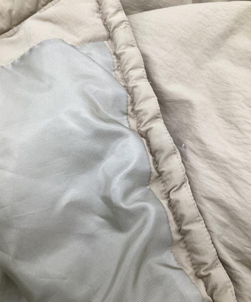 EN NEUME（エン ノイム）EN NEUME (エン ノイム) 2Way Formed Padded Coat（2ウェイ フォームド パデッド コート） カーキ サイズ:Fの古着・服飾アイテム