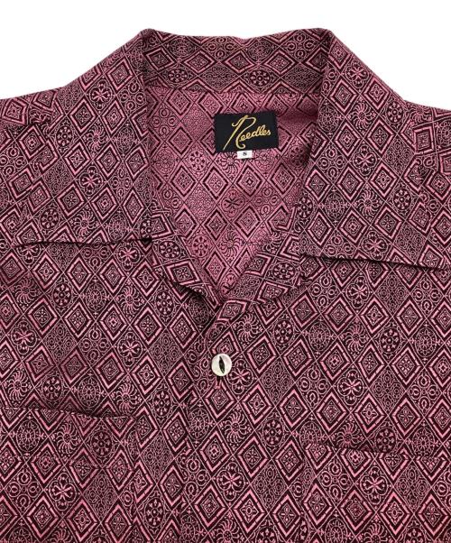 Needles（ニードルズ）Needles (ニードルズ) C.O.B S/S One-Up Shirt-Fine Pattern Jq ブラック×ピンク サイズ:Sの古着・服飾アイテム