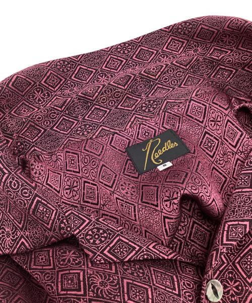 Needles（ニードルズ）Needles (ニードルズ) C.O.B S/S One-Up Shirt-Fine Pattern Jq ブラック×ピンク サイズ:Sの古着・服飾アイテム