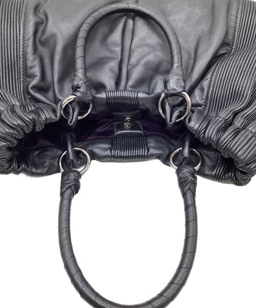 MIU MIU（ミュウミュウ）MIU MIU (ミュウミュウ) ハンドバッグ ブラックの古着・服飾アイテム