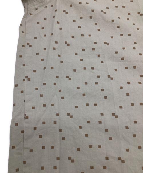 stussy（ステューシー）stussy (ステューシー) 長袖シャツ ベージュ サイズ:Mの古着・服飾アイテム