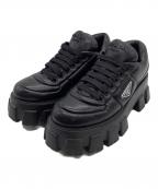 PRADAプラダ）の古着「モノリス ダッドスニーカー」｜ブラック