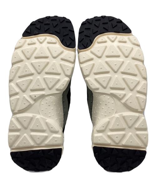 Flower MOUNTAIN（フラワーマウンテン）Flower MOUNTAIN (フラワーマウンテン) GLAMPING（グランピング）スニーカー グレー サイズ:27.5cmの古着・服飾アイテム