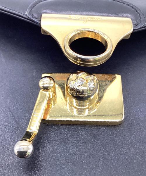 Salvatore Ferragamo（サルヴァトーレ フェラガモ）Salvatore Ferragamo (サルヴァトーレ フェラガモ) ハンドバッグ ブラックの古着・服飾アイテム