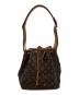 LOUIS VUITTON（ルイ ヴィトン）の古着「モノグラム プチ ノエ ショルダーバッグ」｜ブラウン
