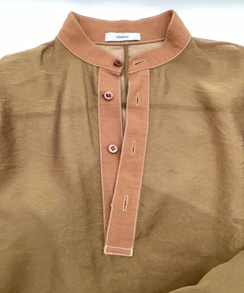 FEMMENT（ファモン）FEMMENT (ファモン) ナイロンモノフィラメントオーガンジーシャツカラースウィッチングロングドレス ブラウン サイズ:1の古着・服飾アイテム