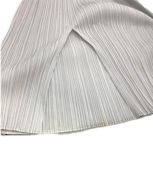 PLEATS PLEASE（プリーツプリーズ）PLEATS PLEASE (プリーツプリーズ) マキシワンピース グレー サイズ:3の古着・服飾アイテム