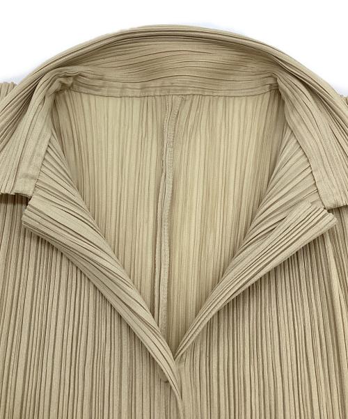 PLEATS PLEASE（プリーツプリーズ）PLEATS PLEASE (プリーツプリーズ) プリーツシャツ ベージュ サイズ:４の古着・服飾アイテム