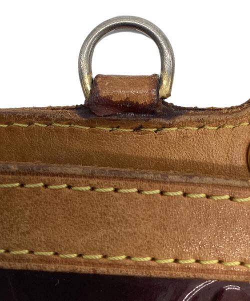 LOUIS VUITTON（ルイ ヴィトン）LOUIS VUITTON (ルイ ヴィトン) モノグラム ヴェルニ ロクスバリー・ドライブ アマラント ハンドバッグ アマラントの古着・服飾アイテム