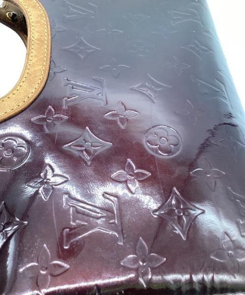 LOUIS VUITTON（ルイ ヴィトン）LOUIS VUITTON (ルイ ヴィトン) モノグラム ヴェルニ ロクスバリー・ドライブ アマラント ハンドバッグ アマラントの古着・服飾アイテム
