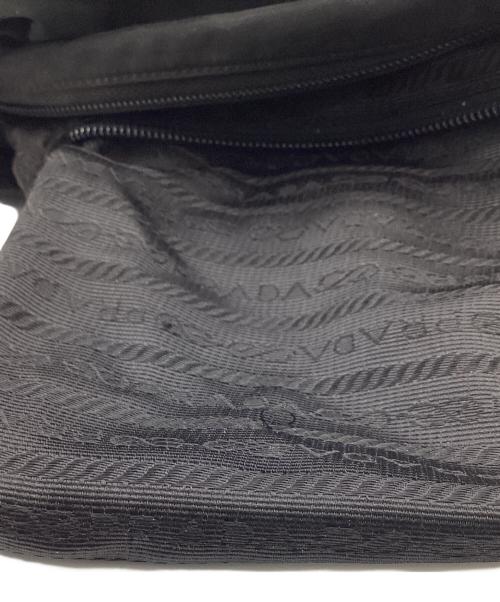 PRADA（プラダ）PRADA (プラダ) ナイロンハンドバッグ ブラックの古着・服飾アイテム