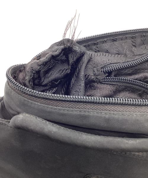 PRADA（プラダ）PRADA (プラダ) ナイロンハンドバッグ ブラックの古着・服飾アイテム