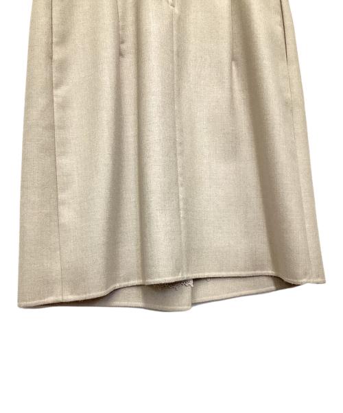 FOXEY（フォクシー）FOXEY (フォクシー) ノースリーブワンピース ベージュ サイズ:38の古着・服飾アイテム