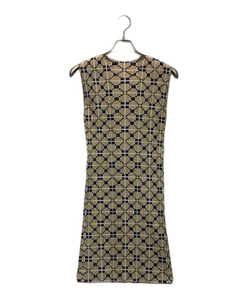 PLEATS PLEASE（プリーツプリーズ）PLEATS PLEASE (プリーツプリーズ) ノースリーブワンピース イエロー サイズ:3の古着・服飾アイテム