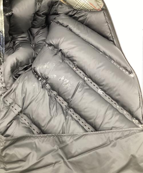 FENDI（フェンディ）FENDI (フェンディ) フェイクニュース ジップパファージャケット マルチカラー サイズ:48の古着・服飾アイテム